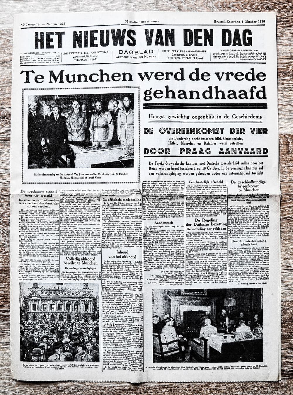 The front page of a Flemish newspaper of 1 October 1938 reporting the Munich agreement.