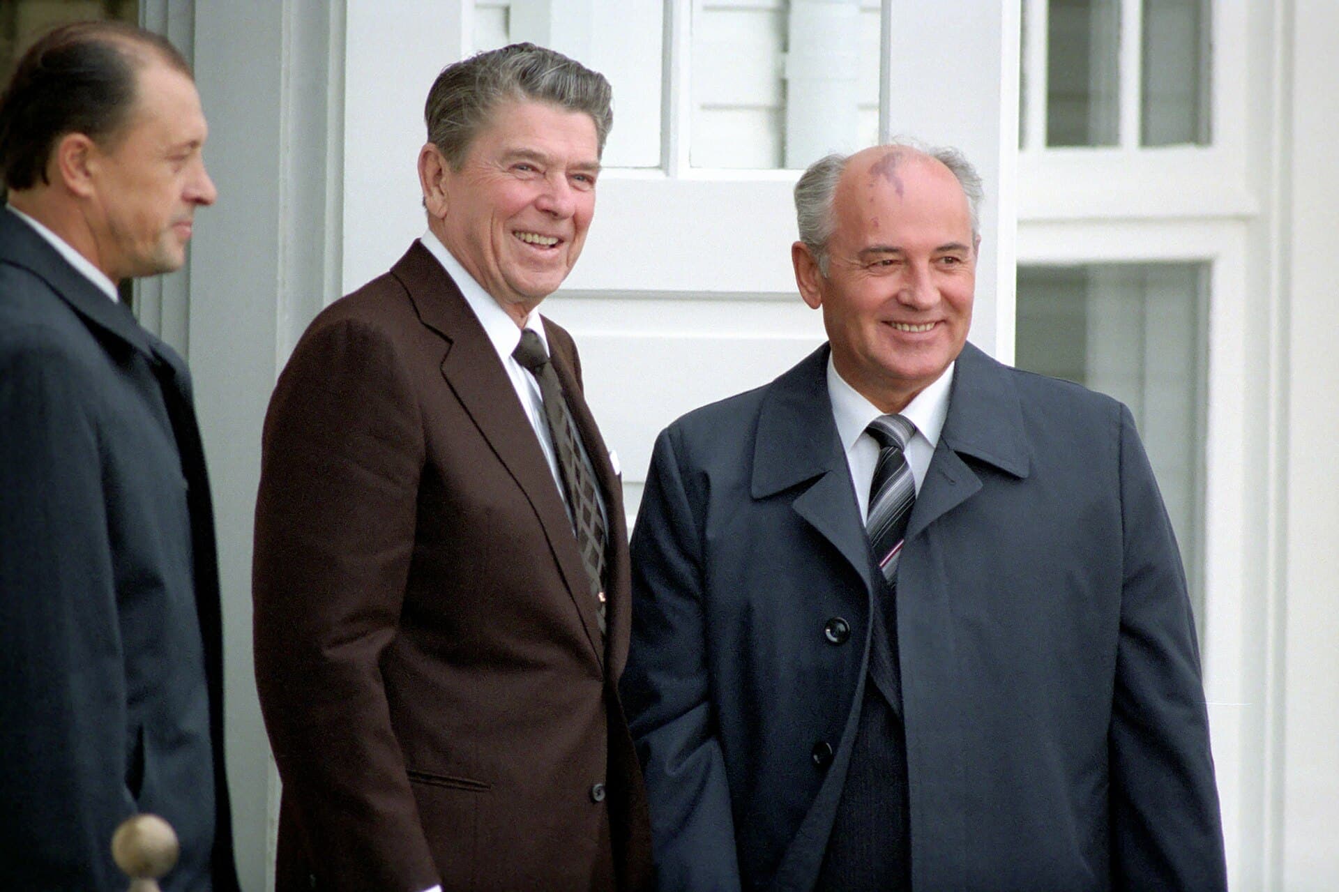 Mikhail Gorbachev arriving by car at Hofdi House in Reykjavik, a small white wooden building, in October 1986.